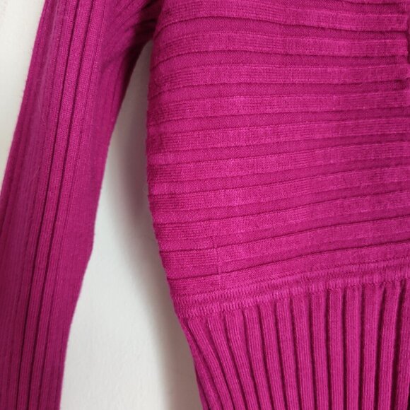 Ladies SZ S Inc Fushia Surplice Bodice Sweater - Picture 3 of 3